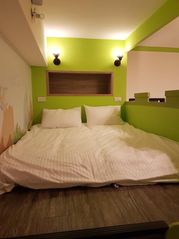Childlike Innocence Homestay Hualien stad Exteriör bild