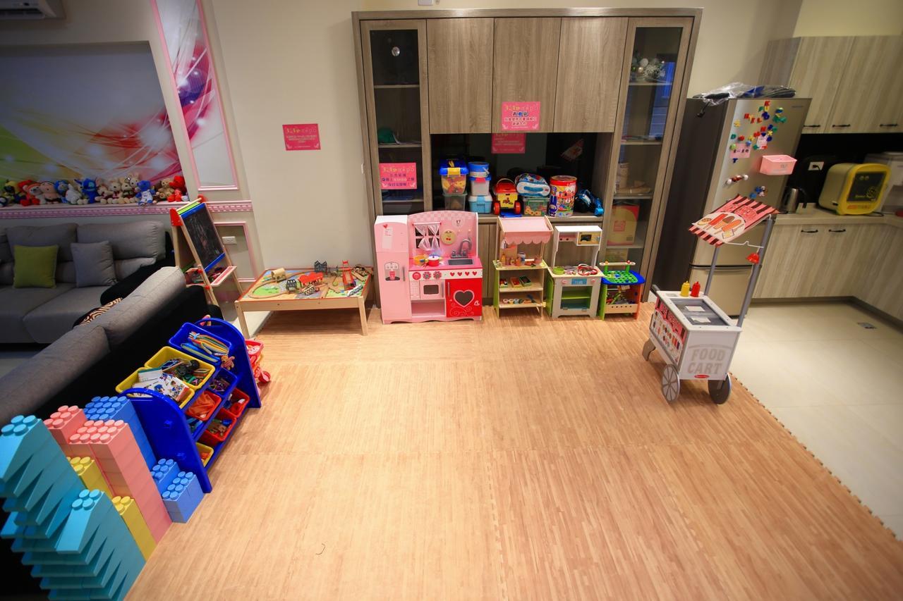 Childlike Innocence Homestay Hualien stad Exteriör bild