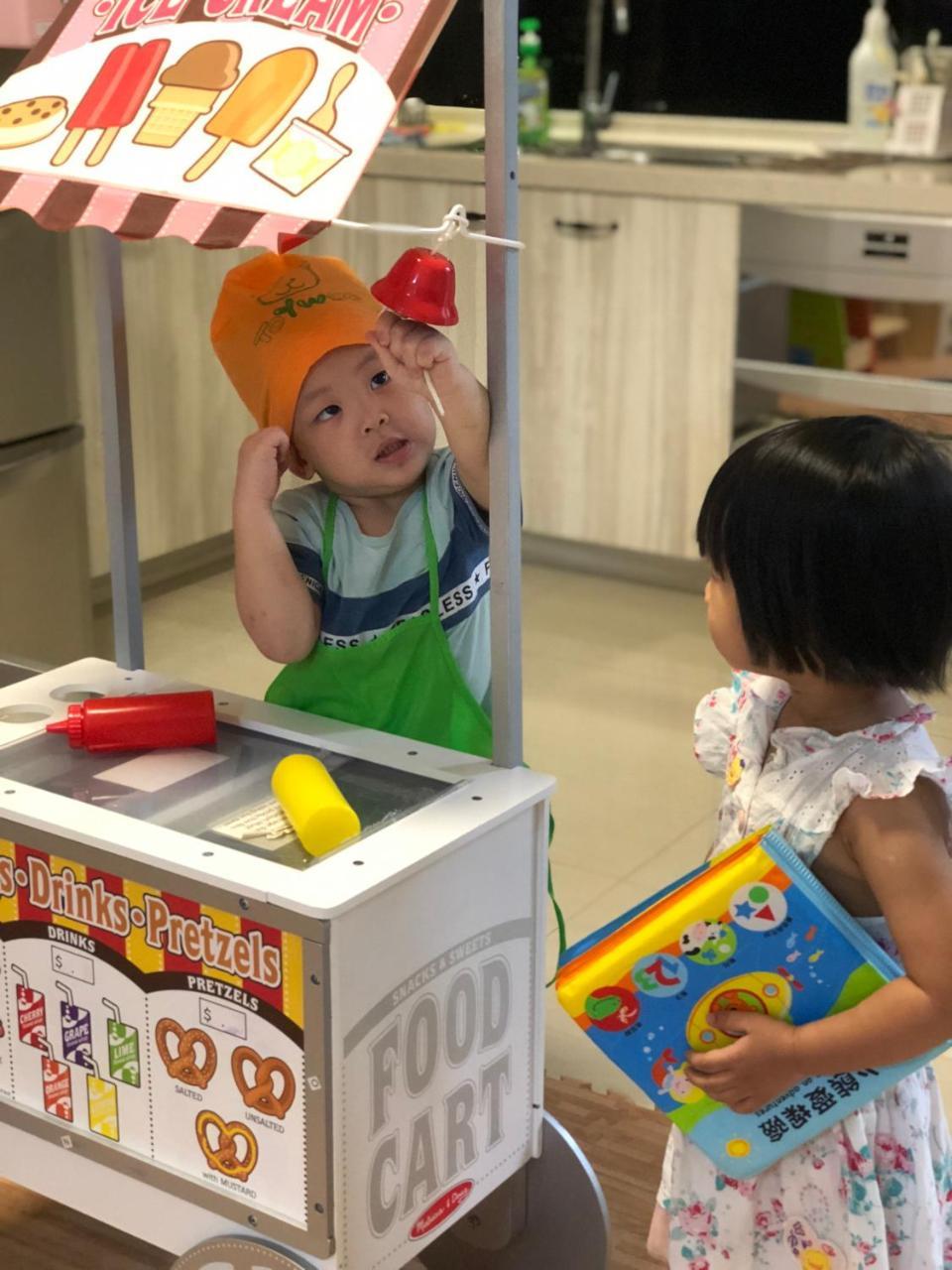 Childlike Innocence Homestay Hualien stad Exteriör bild